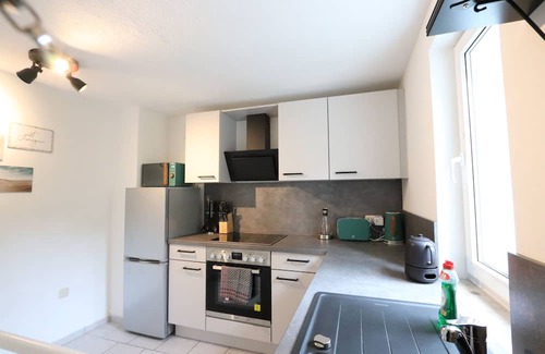Chemnitz Appartement | Fantastically located on the edge of the forest with a small garden