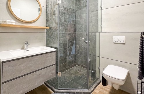 Klein Windhoek Appartement | The Nomad @ SPACE Works is the perfect central stop while visiting Windhoek
