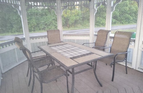 Laurelton Maison | White house walking distance to Penn's Creek and Bald Eagle State Forest.