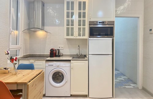 Centro Appartement | Charming Puerta del Sol Center - 6 bedrooms, 4 bathrooms