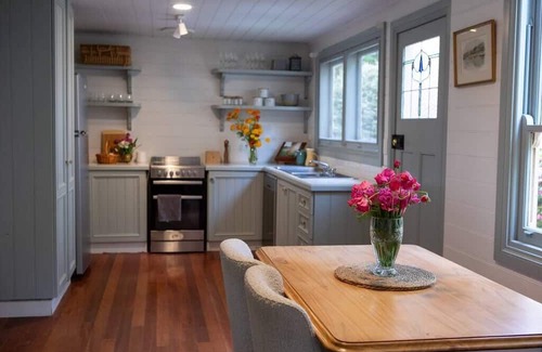Mount Macedon Maison | The Pipers Cottage at Ard Choille