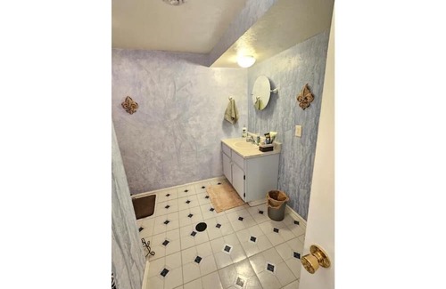 Firestone Maison | The hide-out basement apartment