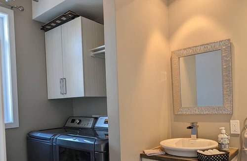 Laval Maison | Detached House!