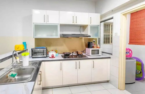 Puchong Appartement | Sunset view Apt perfect for Biz/Family @ SetiaWalkn