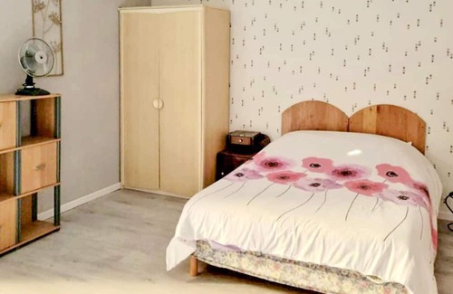 Salbris Maison | Spend a wonderful time in this charming vacation home in a good location for many activities.