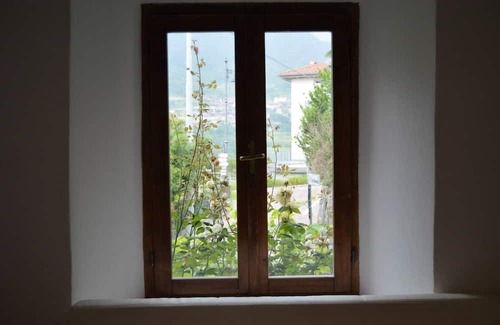 Canale di Tenno Appartement | Antica Dimora Del Gallo Nero - Appartamento Giallo