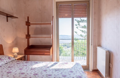 Camastra Lit Et Petit-Déjeuner | Bed and Breakfast "Agrigento Pool and Garden" with Private Pool, Shared Terrace & Wi-Fi