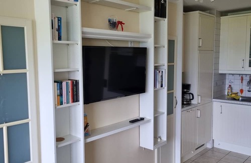 Schilksee Appartement | Sehr Schönes 2-zi.-appartement Kiel Schilksee Olympiazentrum. Haustierfreundlich