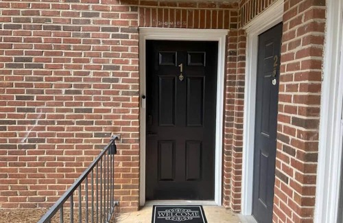 Auburn Copropriété | 2BR/2BA Renovated Condo under 1 mile to Toomers
