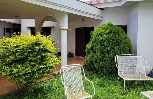 Managua Maison | Casa Entera con Alberca en las Colinas Managua, Apta Para Familias