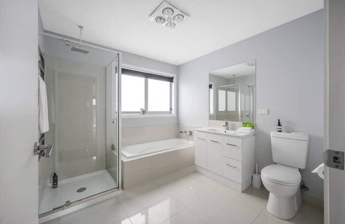 Geilston Bay Maison | Geilston Bay Hideaway-3 brm,2 bath ,7km to CBD