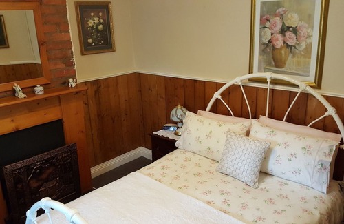Evandale Cottage | Arendon Cottage Accommodation