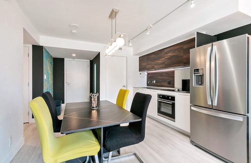 Downtown Vancouver Copropriété | D4 - Amazing Junior 2 Bedroom, Central Location + AC