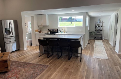 Fort Mill Maison | COZY Downtown FORT MILL.1/2 block to MAIN STREET Restaurants* (3 bd, 2 ba)