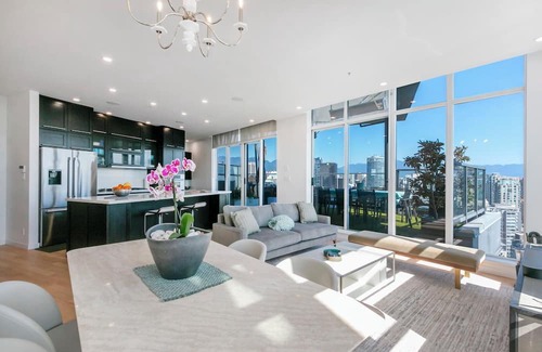 Downtown Vancouver Copropriété | D18 - Amazing 2 Bed Prestigious Residence!