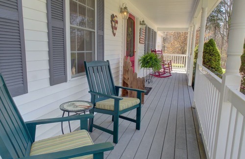 Preston Maison | Perfect home for adventure! 2mi to Foxwoods, 15 min to Mystic, tour CT WineTrail