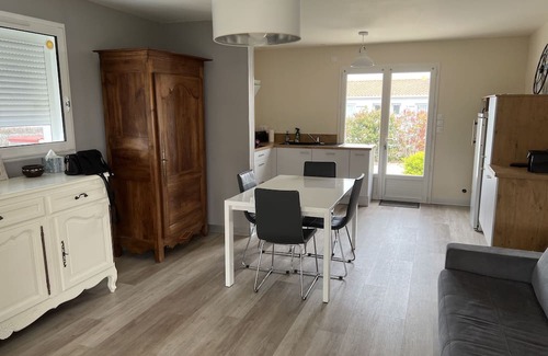 Saint-Hilaire-de-Riez Maison | Comfortable vacation home ideally located between beach and town center