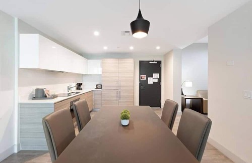 Hollywood Copropriété | Amazing condo in Hollywood Beach with beach access