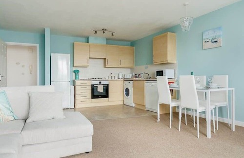 Hamworthy Appartement | Ocean Breeze - Harbour Views from Private Balcony