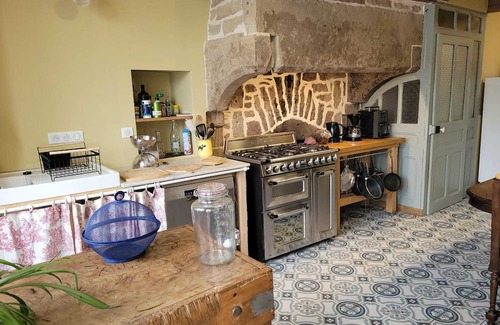 Monthureux-sur-Saone Maison | 6-bedroom house for up to 15 people