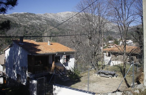 Cuevas del Valle Maison | Rural House 'Rural Las Pegueras' with Mountain View, Wi-Fi and Air Conditioning