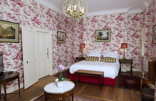 Azay-sur-Cher Lit Et Petit-Déjeuner | Guest Room 'Rose' with Wi-Fi