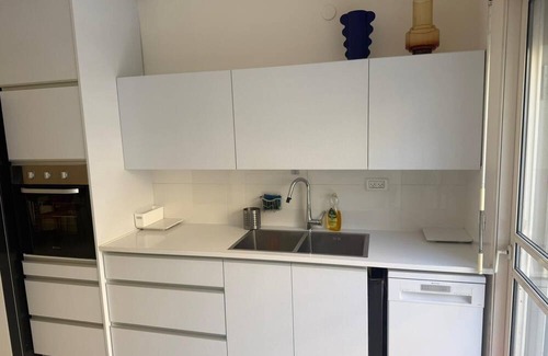 Katamon Appartement | Beautiful 3-bedroom with Outdoor Space in Old Katamon