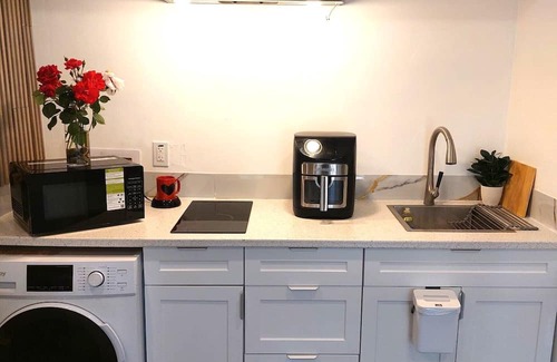 Guelph Appartement | Modern,1BR Guesthouse Studio
