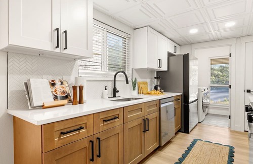 North Central Thousand Oaks Maison | Spacious Family Getaway w/Heated Pool, Fire Pit, Hot Tub, Movie Theater