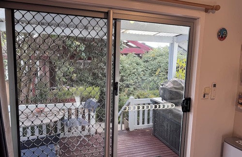 Bayswater Maison | Private Comfortable bungalow for 2