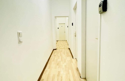 Floridsdorf Appartement | Well-Located Room in Shared Flat | Steps FAC Platz