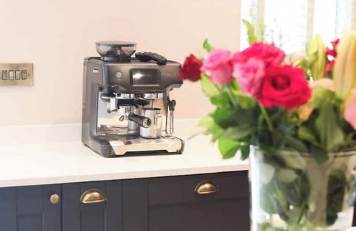 Thornhill Maison | Maison on the Brae