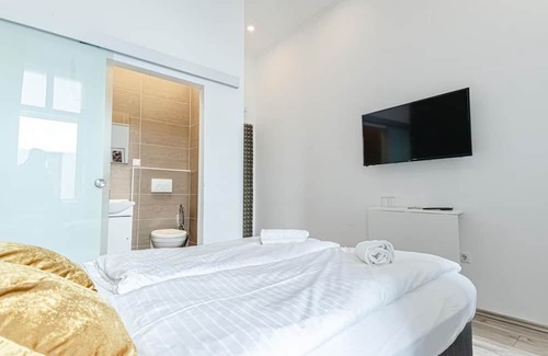 Mariahilf Hôtel | Beautiful Room, Wifi & TV, Near Mariahilferstraße