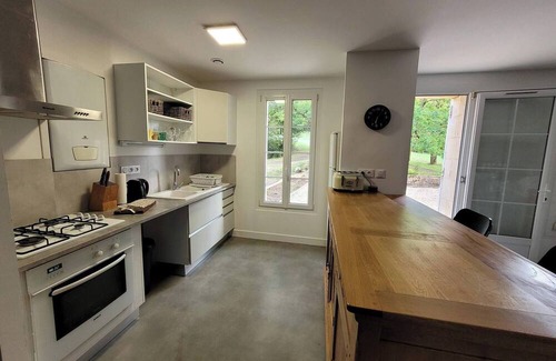 Maurens Maison | Lake House – A Tranquil Escape