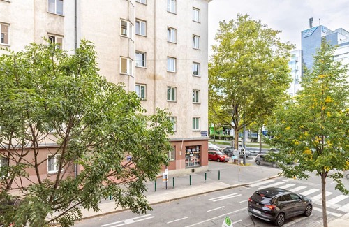 Stuwerviertel Appartement | Blueground | Leopoldstadt, view, nr Danube Canal