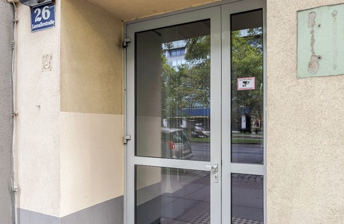 Stuwerviertel Appartement | Blueground | Leopoldstadt, view, nr Danube Canal