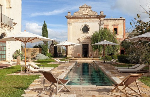 Alezio Villa | Casino Doxi Stracca - Seven Bedroom Villa, Sleeps 14
