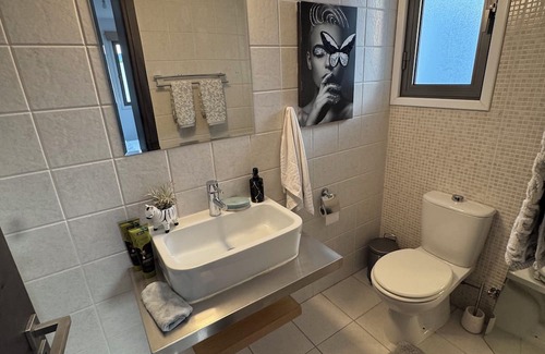 Lykabittos Appartement | Elegant Escape in Nicosia