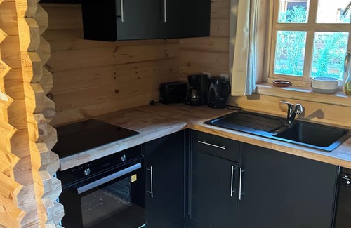 Fougax-et-Barrineuf Chalet De Ski | 3-bedroom wooden chalet, on 1500m2 of enclosed grounds not overlooked