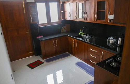 Gurudeniya Maison | Mahaweli Haven - 5 Bedrooms Luxury House in Kandy