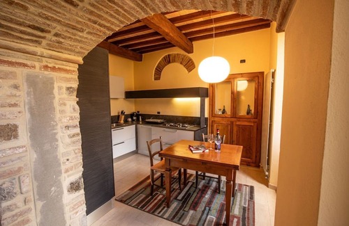 Citta di Castello Maison | COLLESI PALACE PRESTIGIOUS LARGE GROUND SKY PLACED NEAR MAIN SQUARE