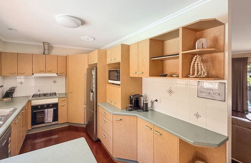 Kenmore Maison | Spacious Family Retreat with Pool/Pet friendly