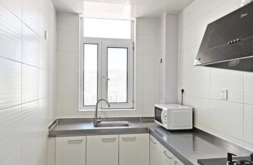 Shijingshan Appartement | 2-bedroom apartment with mountain view 8 minutes to the metro,most livable area
