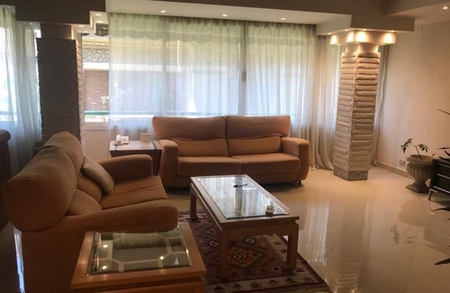 Zamalek Appartement | Wonderful 2-bedroom apartment with AC in Cairo Governorate
