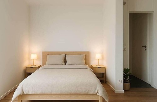Lebenstedt Appartement | Central, bright 2-room apartment with modern flair