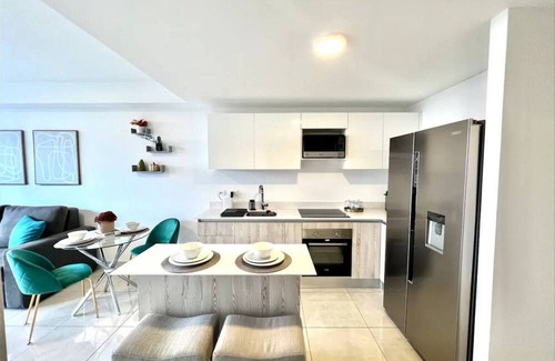 San Jose Appartement | Cozy Apartment in San José Costa Rica with Stunning Sunset Views