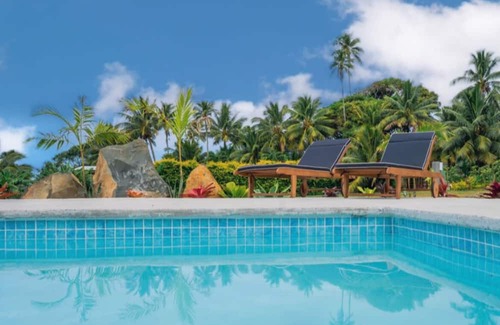 Matavera Maison | Enua Tipani Pool Villan Quiet Convenient location Modern Finishes Sleeps 8
