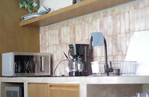 Americana Appartement | Minimalist terracotta
