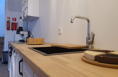 Magnac-Laval Appartement | Classy 2-bedroom apartment in Magnac-Laval - Home away from Home