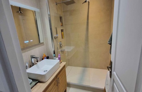Silly-Gallieni Appartement | Bright apartment in Boulogne-Billancourt